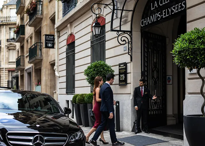 La Clef Champs-Elysees Paris By The Crest Collection