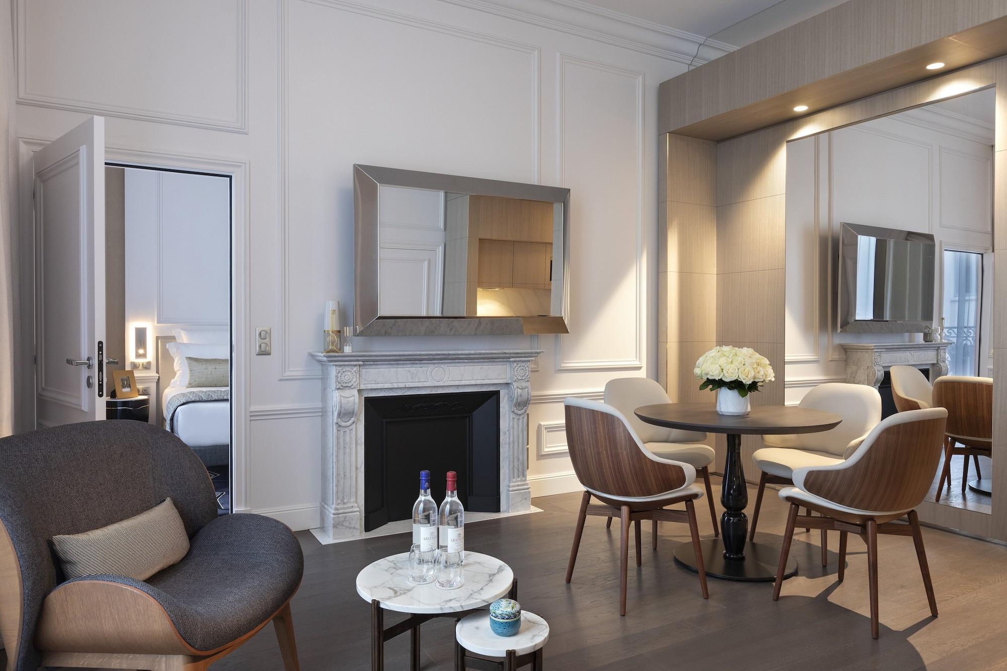 La Clef Champs-elysees By The Crest Collection Paris