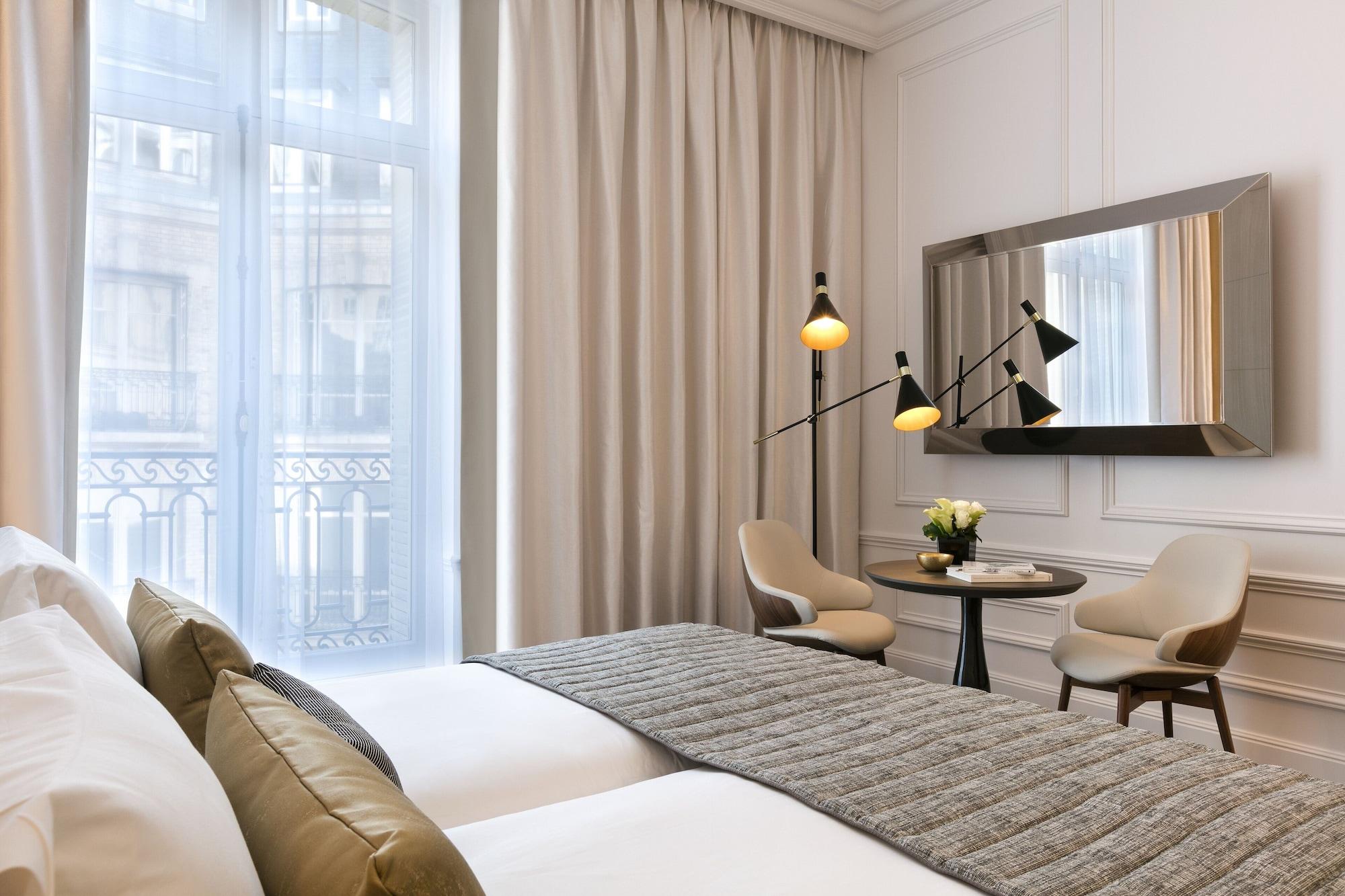 La Clef Champs-elysees By The Crest Collection Paris
