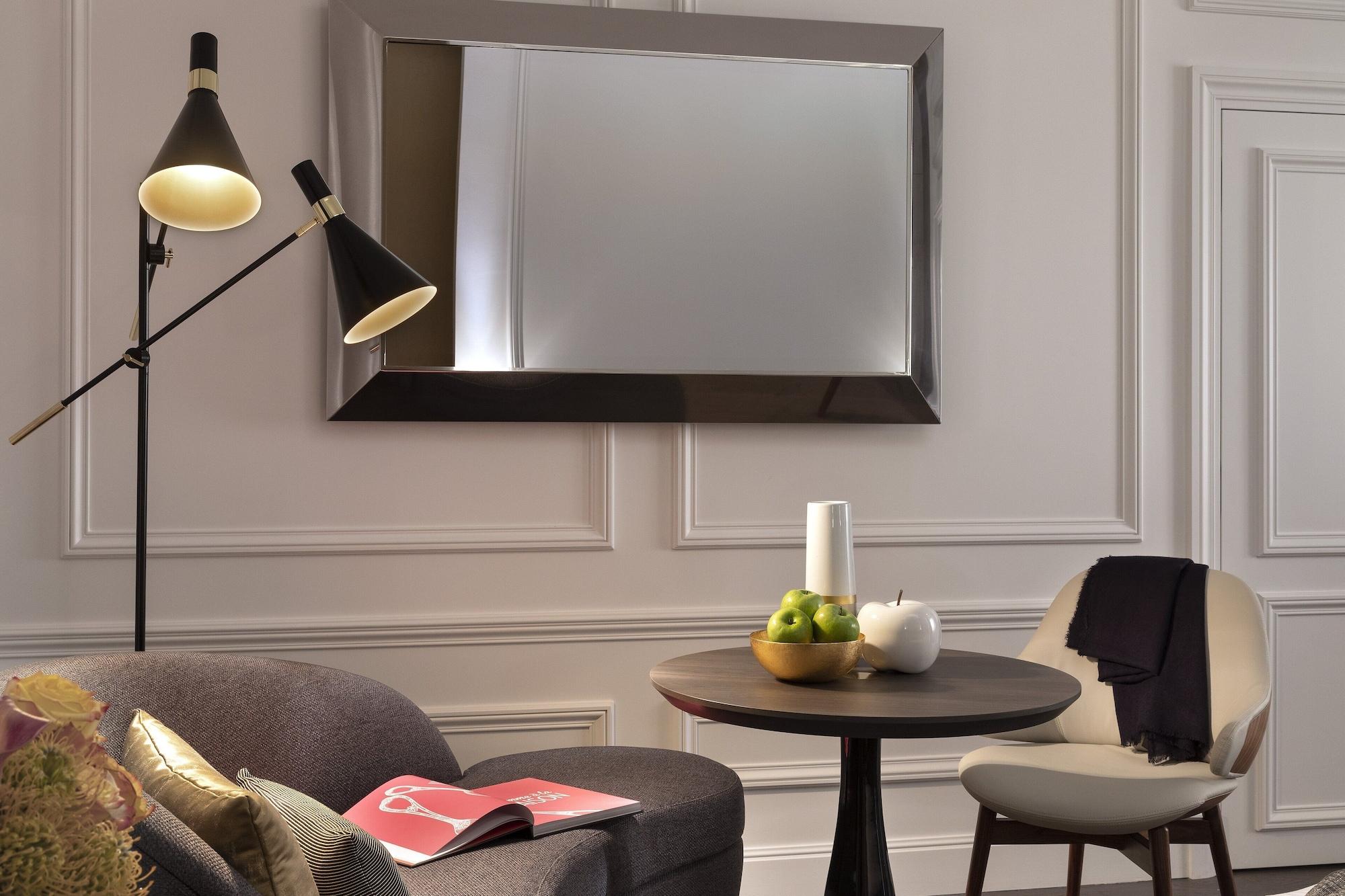 Hotel La Clef Champs-elysees By The Crest Collection Paris
