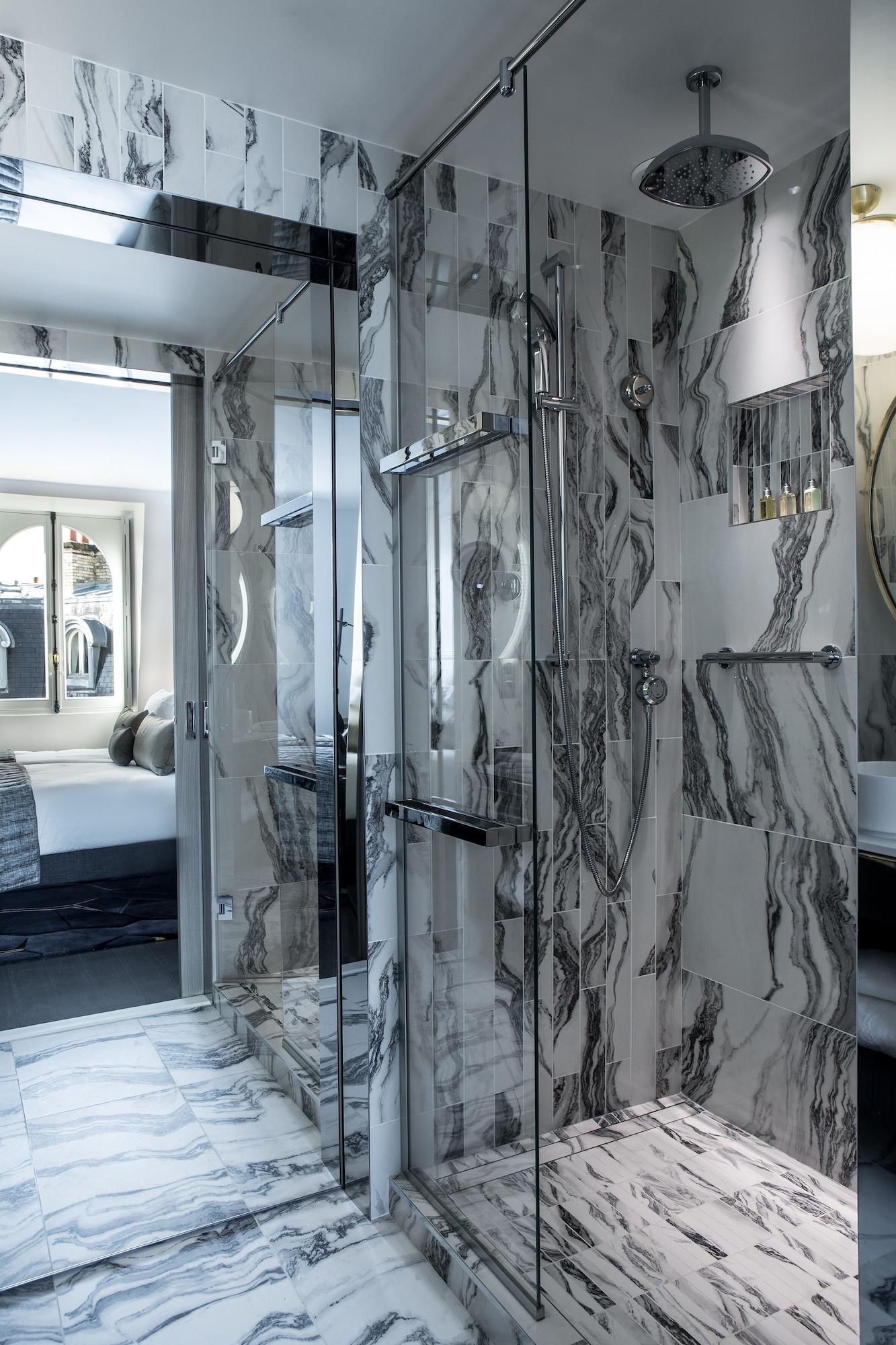 Hotel La Clef Champs-elysees By The Crest Collection Paris